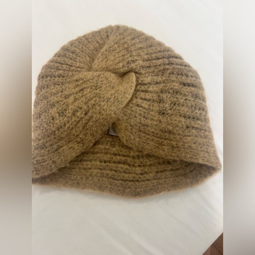 Something Navy Turban Beanie in Oatmeal
